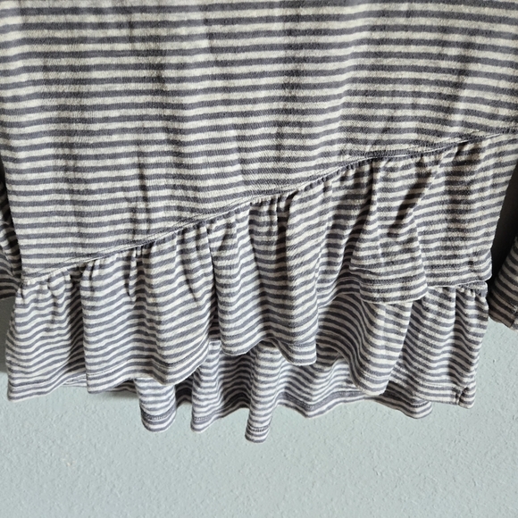 Ambercrobie and Fitch Knit top - Picture 4 of 5